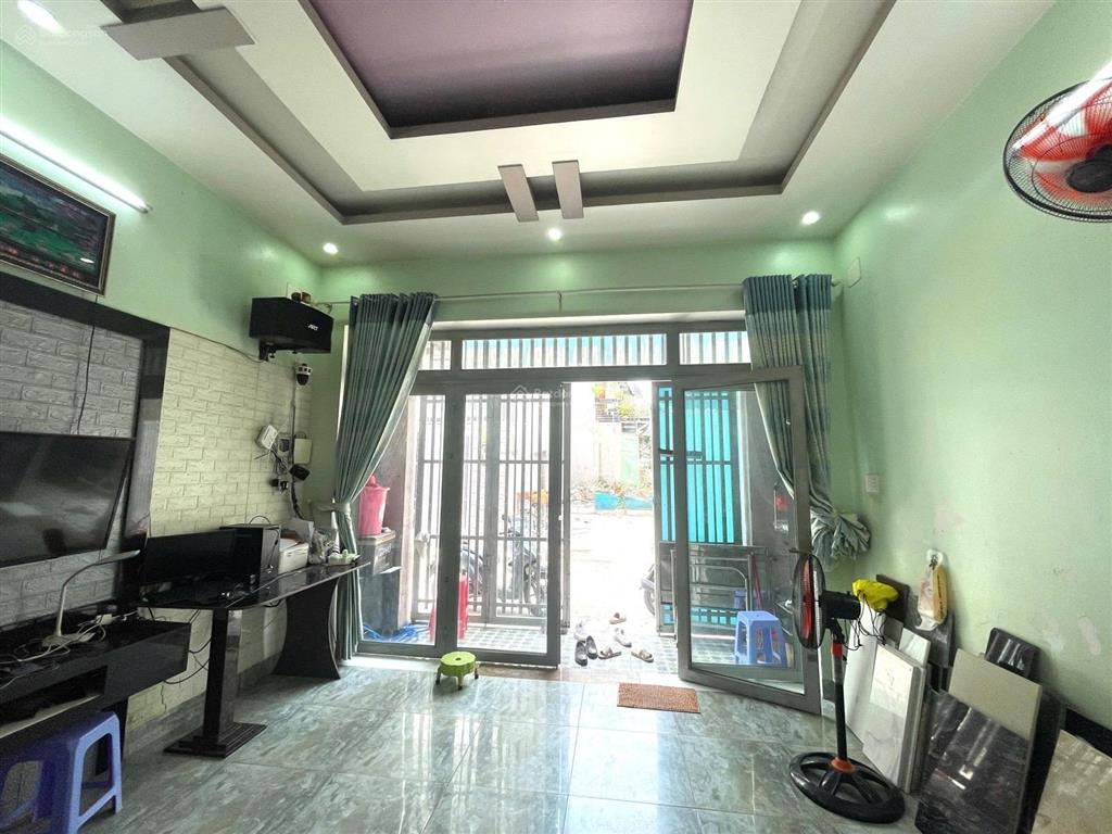 4 tỷ 6  nhà 3 tầng full nội thất ngô chí quốc gần chợ đầu mối, ngã tư bình phước 52m²3pn.