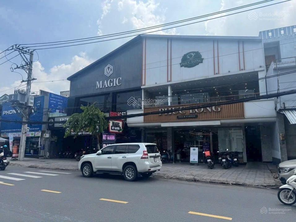 Chủ ngộp bán gấp nhà mt lũy bán bích, q. tân phú. dt 16m x 52m. ctxd hầm, 7 tầng, giá chỉ 81 tỷ