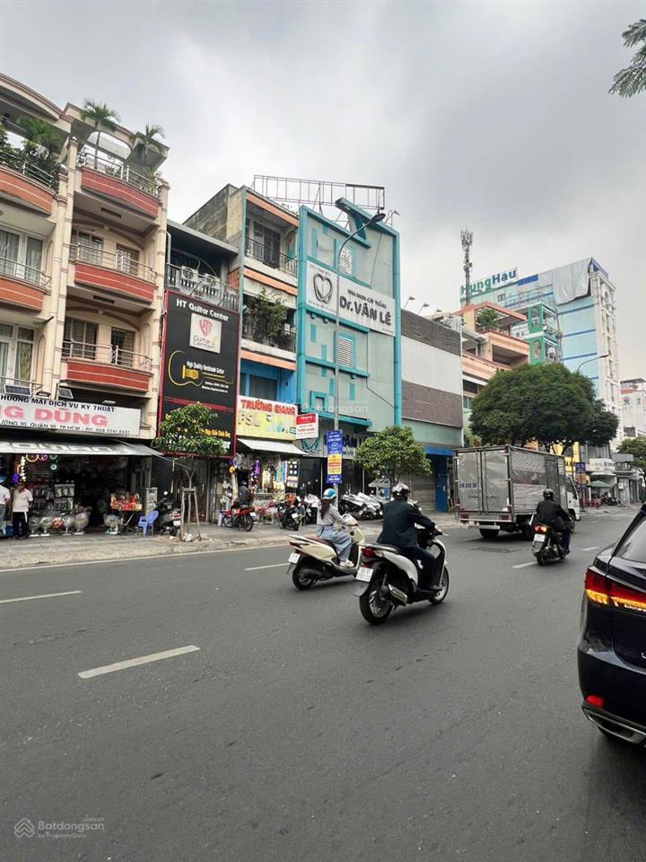 Siêu phẩm nhà mt nguyễn trọng tuyển, tân bình. dt 9m x 16m. kc 4 tầng. hđt ~80tr. giá chỉ 25 tỷ