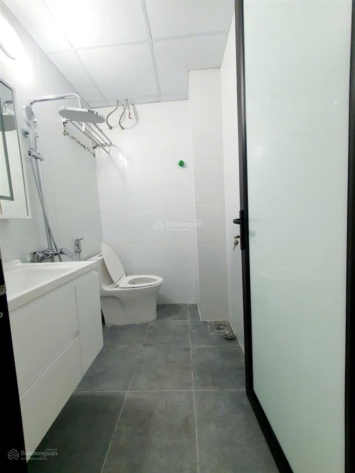 Hiếm có! nhà 5 tầng trung tâm cầu giấy ngõ rộng, dân trí cao 50m2 chỉ 11.5 tỷ đầu tư hoặc an cư
