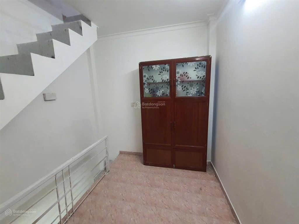 Bán nhà 2.65 tỷ. có sổ đỏ chính chủ, lô góc thoáng sáng. ngõ thông to đẹp.