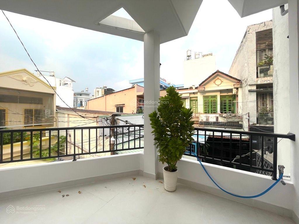 Nhà mới. nguyễn phúc chu. trường chinh. phan huy ích. sát nhà ga t3. 4x12. 2pn