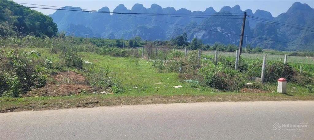 Bán 400m2 đất full thổ cư mặt đường quốc lộ 12b
