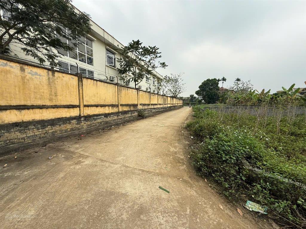 Bán gấp lô đất đẹp full thổ cư gần khu cnc hòa lạc