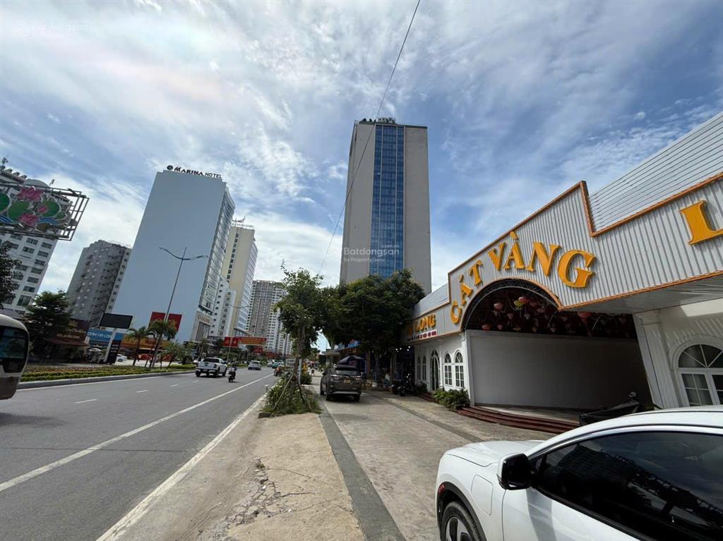 Bán đất mặt đường hoàng quốc việt bãi cháy hạ long 1377,3m2 xây khách sạn nhà giá 1x tr/m2