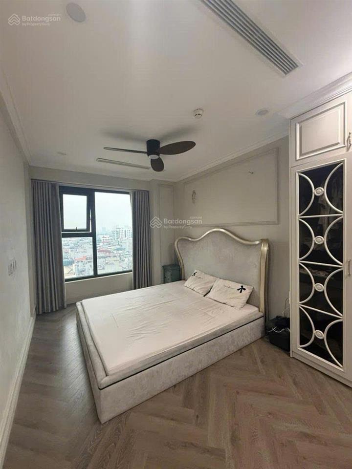 Hạ sốc 1 tỷ bán chung cư berriver nguyễn văn cừ, 88m2, căn góc, 3 thoáng, full nội thất, nhỉnh 8 tỷ