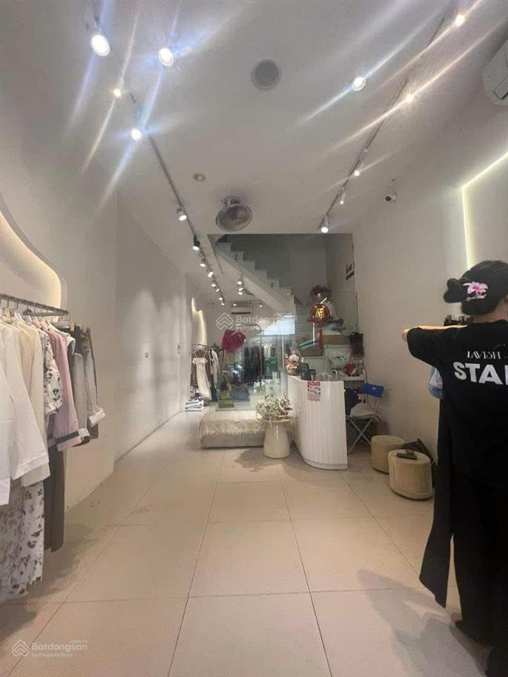 Nhỉnh 20 tỷ mặt phố bùi thị xuân, hai bà trưng giáp hoàn kiếm, tương lai toà 7 tầng, kinh doanh
