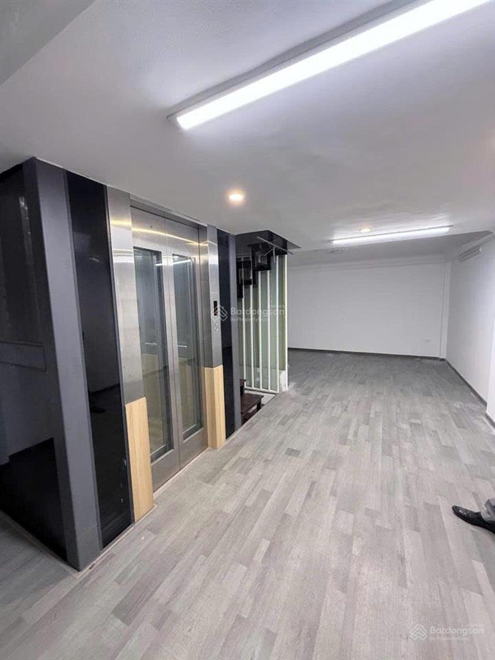 Mặt phố võ văn dũng, hoàng cầu, 9 tầng, 55m2, thang máy, kinh doanh, không quy hoạch, 32.9 tỷ