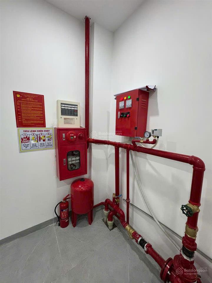 Tòa căn hộ dịch vụ kim mã, 8 tầng, 14 căn hộ, dòng tiền 100tr/tháng, nhỉnh 20 tỷ.  0911 776 ***