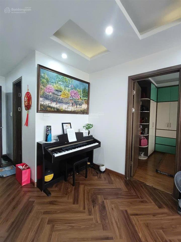 Mặt phố phó đức chính ba đình, lô góc 2 mặt tiền, 95m² hạ sốc 6 tỷ, giá nhỉnh 500 triệu/m2