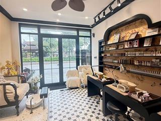 Mặt phố nguyễn văn cừ, 200m2, mặt tiền hơn 8m, xây tòa 9 tầng, vỉa hè rộng, nhỉnh 90 tỷ
