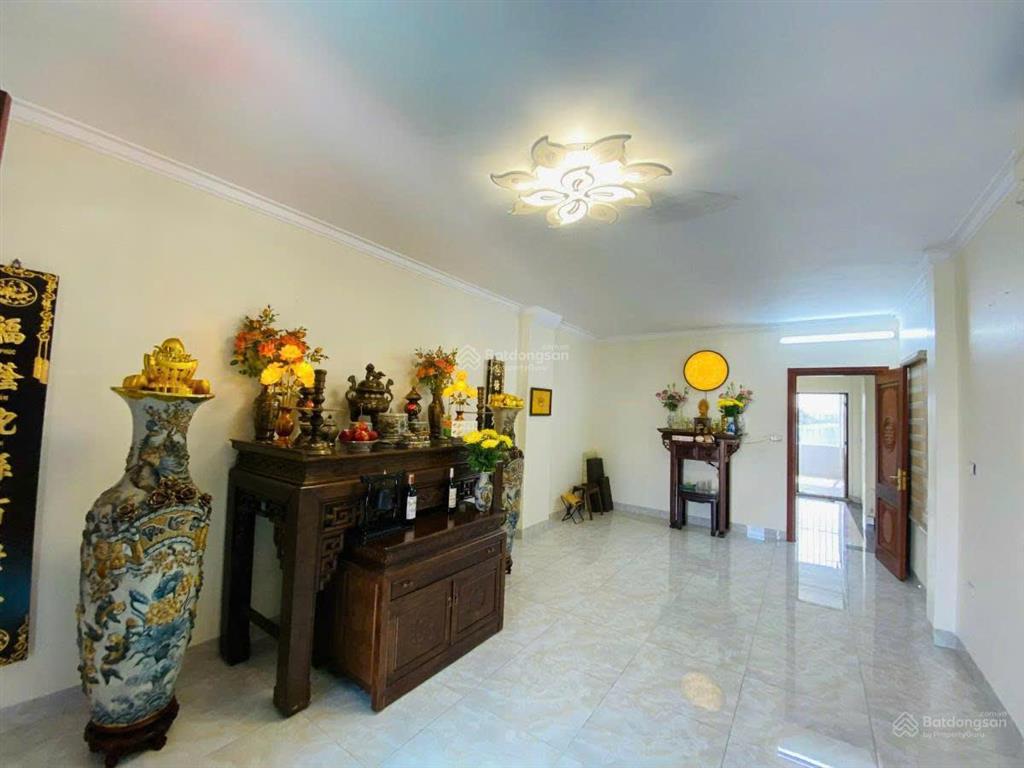 Mặt hồ bồ đề, 92m2, 7 tầng thang máy, kinh doanh, văn phòng, gara, 27,8 tỷ