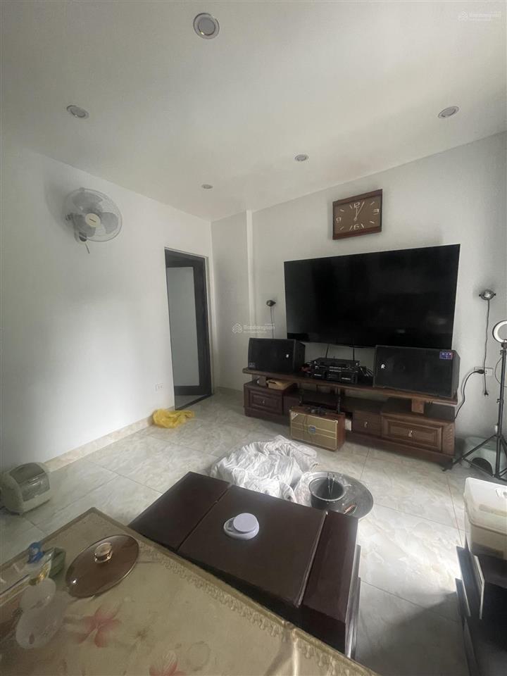 Mặt phố võ chí công, 46m2, 5 tầng, mt 5m, kinh doanh, hạ sốc 5 tỷ