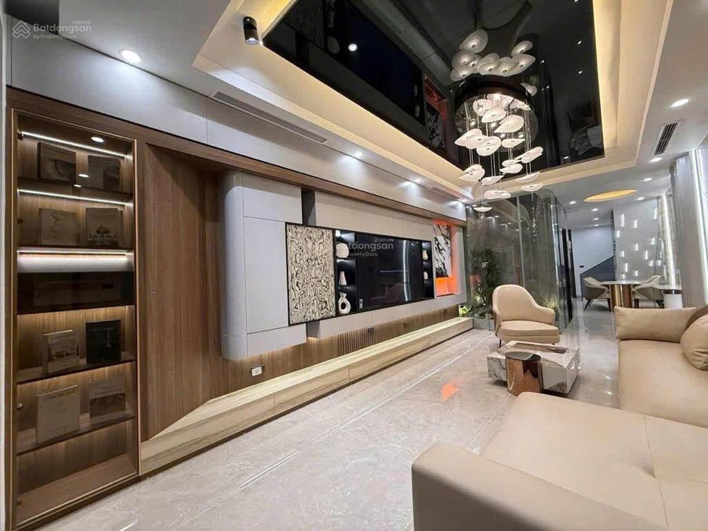 Siêu phẩm ngọc thuỵ, bồ đề, 80m2, 5 tầng, thang máy, 2 thoáng, full nội thất, hạ sốc gần 4 tỷ