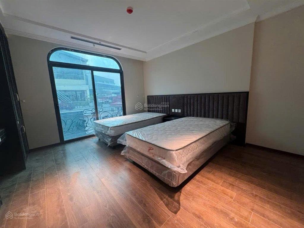 Mặt phố giảng võ, 110m2, khách sạn 10 tầng, mặt tiền hơn 8m, lô góc, dòng tiền, nhỉnh 76 tỷ