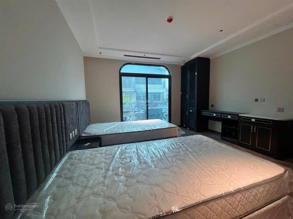 Mặt phố giảng võ, 110m2, khách sạn 10 tầng, mặt tiền hơn 8m, lô góc, dòng tiền, nhỉnh 76 tỷ