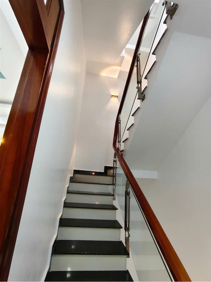 CHÍNH CHỦ GỬI BÁN - NHÀ ĐẸP SÁT CHỢ BÌNH THÀNH - GIÁ TỐT CHỐT NHANH