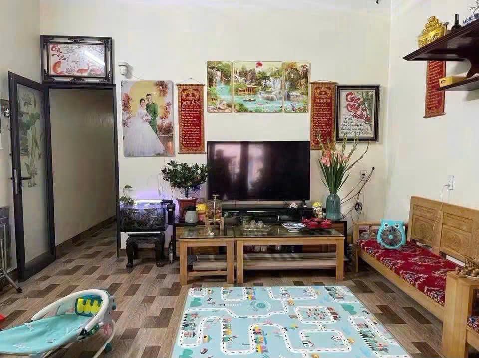 CẦN BÁN. GẤP.   TRONG TUẦN. NHÀ  * CẤP 4. - GẦN TRUNG TÂM – FULL NỘI THẤT – GIÁ NHỈNH 1 TỶ