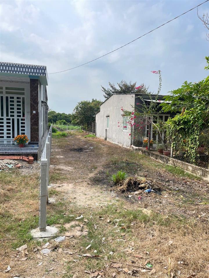 SỞ HỮU NGAY LÔ ĐẤT ĐẸP - GIÁ TỐT - Vị Trí Đắc Địa Tại : Ấp Phước Bình B - Xã Phước Thạnh