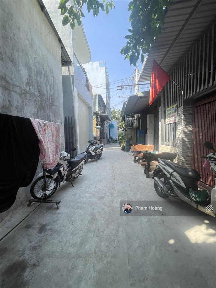 Cần bán dãy trọ thu nhập ổn định dt 160m2 ngang 5m gần tiện ích trường học chợ dĩ an nhà thờ st go
