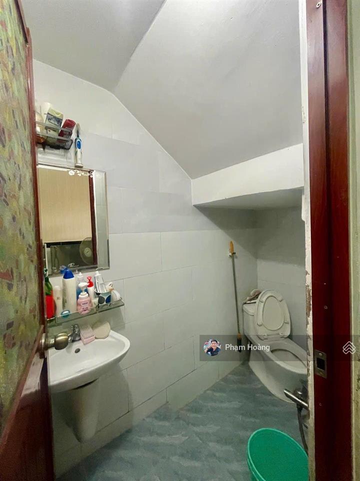 Bán nhà trệt lầu còn mới tinh vị trí sát kdc tứ hải cách cụm trường cấp 1.2.3 ntmk 500m2