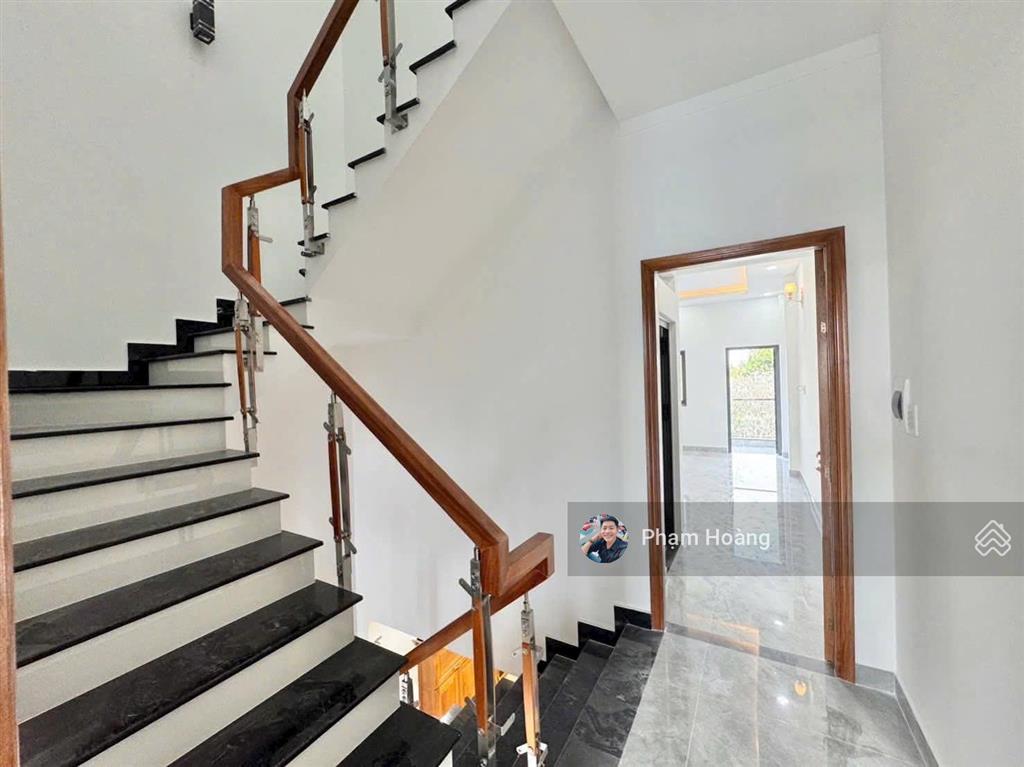 Căn nhà mặt tiền đào duy từ đông hòa thành phố chí minh diện tích 125m xây dựng 2 lầu 1 trệt