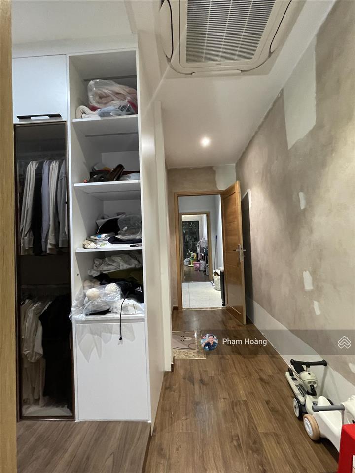 Bán nhà tthc dĩ an hcm dt 127m2 ngang 5m, có hoàn công, có thang máy 1 trệt 3 tầng 4pn chỉ 11,3 tỷ