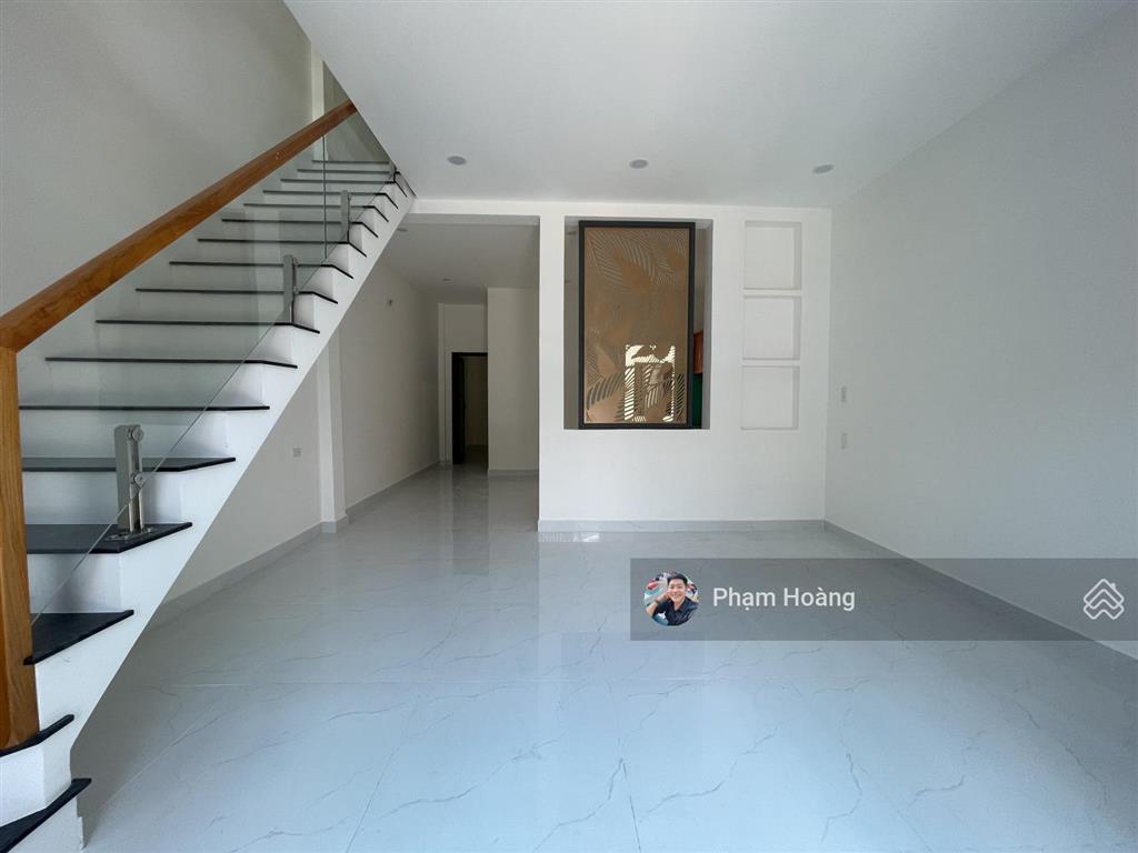 Bán nhà p đông hòa dĩ an bình dương cũ dt 70m ngang 5 có pn dưới nhà gần chợ nhà thờ xe hơi tận cửa