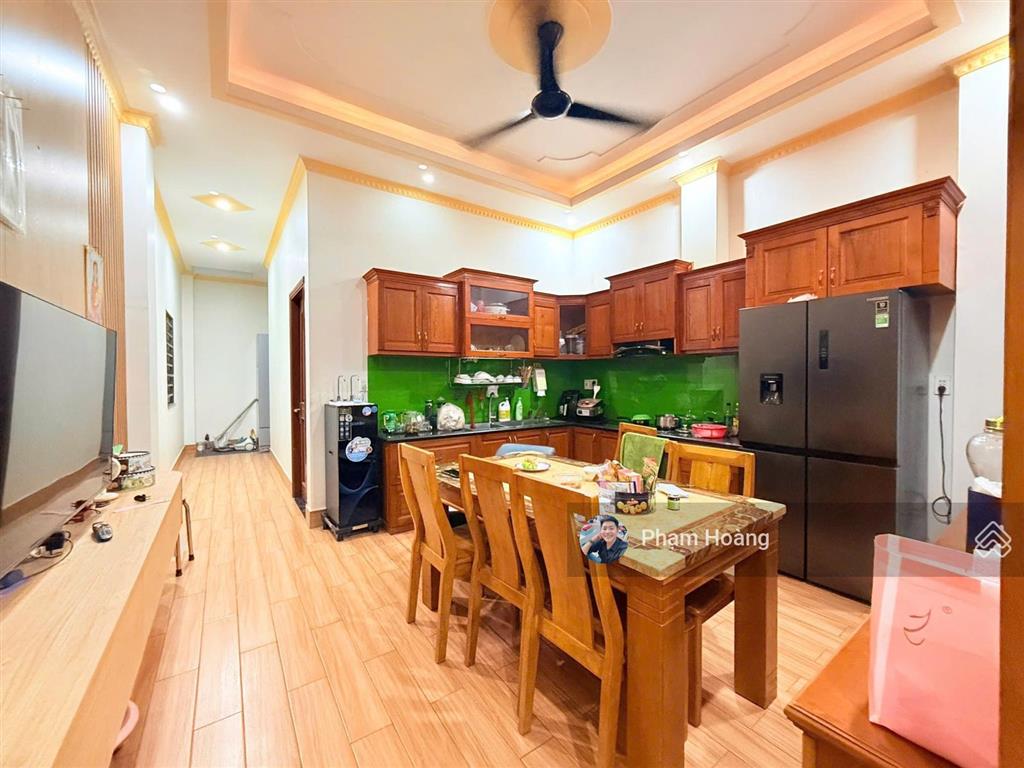 Mặt tiền kd làm đẹp spa tm  bán nhà 1 trệt 4 tầng shr có hoàn công dtsd 288m tại đông hoà hcm mới