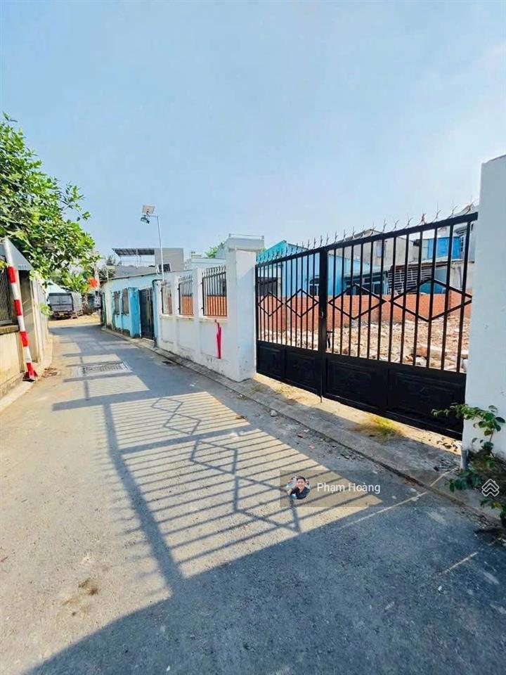Đất rẻ gần làng đại học thủ đức và ga metro suối tiên 103m chỉ 3tỷ 500 tl cách siêu thị go dĩ an 5p