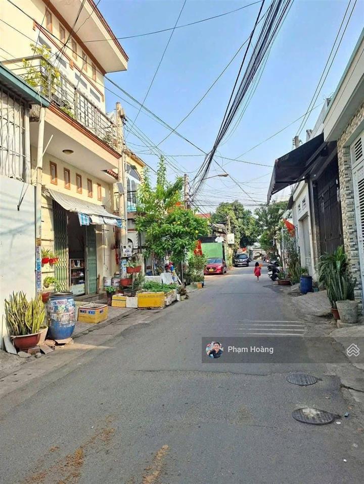 Lô đất đường ngô thì nhậm giáp trung tâm hành chính di an , thông ra nguyễn an ninh dt 95,3m 5tyx