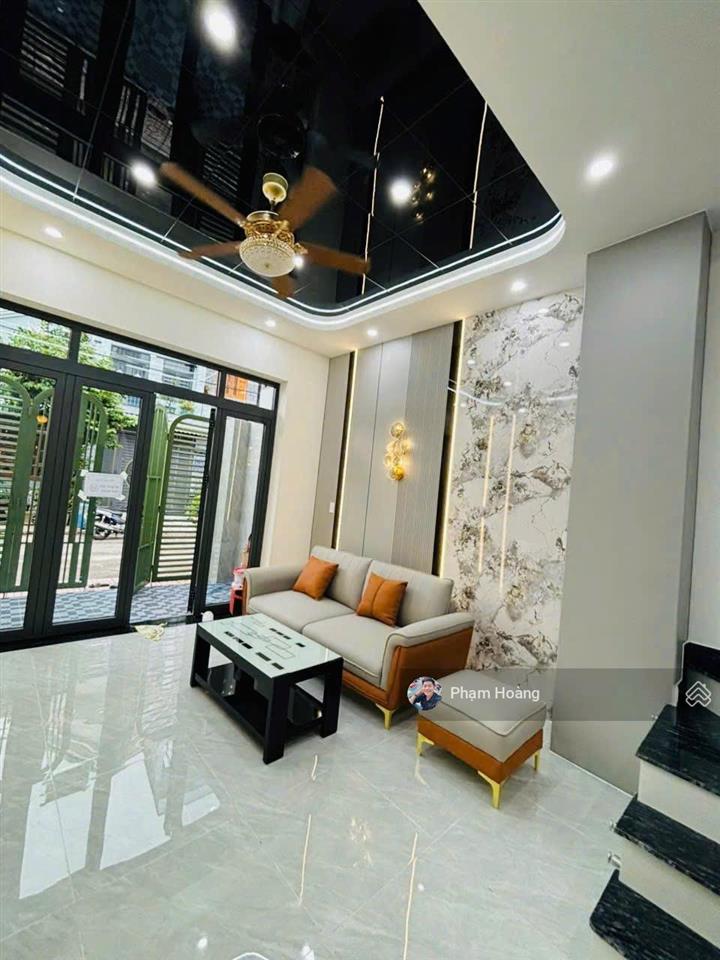 Chính chủ bán nhà mới xây ngay ngã tư chiêu liêu hai mặt tiền trước sau dt 64m gần chợ trường học