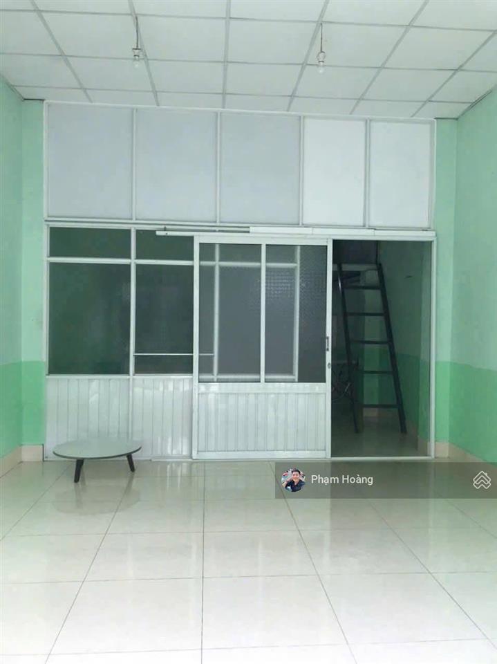 Bán nhà cấp 4 mt đường p.dĩ an tp.hcm
dt 46m2, thổ cư 100% (4,1x11,2m) giá 2.8 tỷ gặp chính chủ