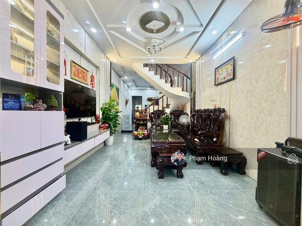 Chính chủ gửi bán nhà mặt tiền kinh doanh phường dĩ an, tp.hcm dt 70m 4ty790
