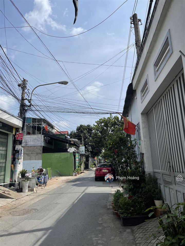 Nhà mt kinh doanh buôn bán nhỏ lẻ đường thông nhựa gần với kcn sóng thần dt 91,2m ngang 5 giá 5ty85