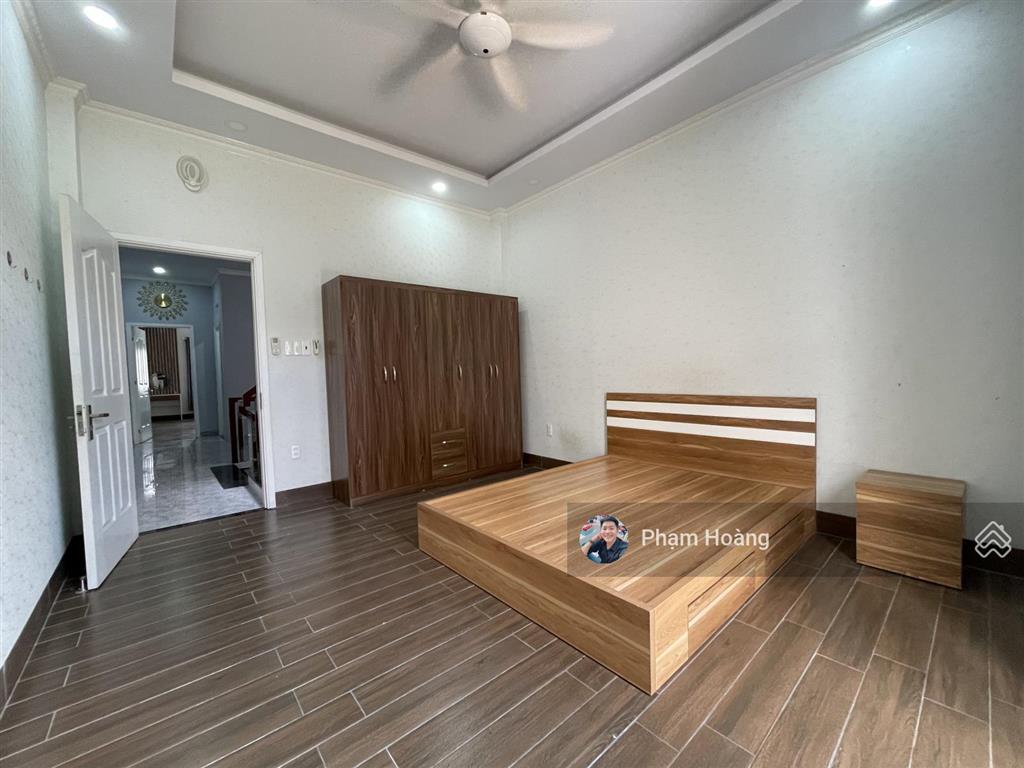 Bán nhà kdc đông hòa, dĩ an bình dương cũ dt 90m có hoàn công, khu dân cư gần trường học các cấp