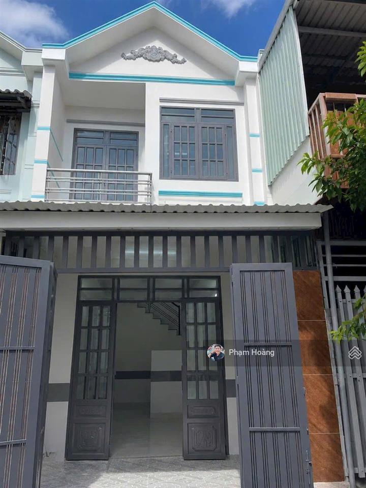 Nhà 1 lầu 1 trệt, xây kiên cố dt 58 m², 3 pn 2 wc, phòng thờ, pk, sân xe rộng tại dĩ an bình dương