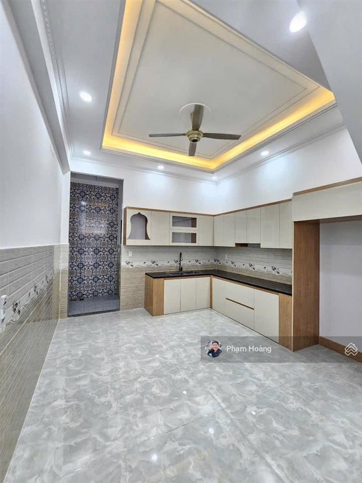 Nhà phố 3 tầng kdc sóng thần 4 phòng ngủ giá bán 5,95 tỷ, còn thương lượng có hỗ trợ ngân hàng
