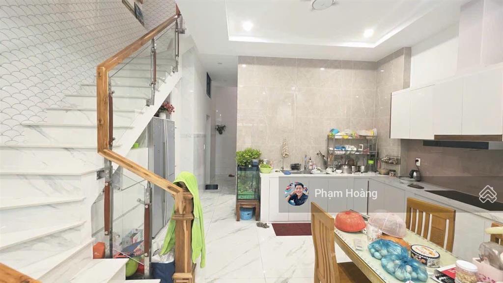 Nhà mới đẹp ngay trung tâm phường dĩ an chỉ 4,7 tỷ diện tích 80m2, thổ cư 100%, hướng tây nam