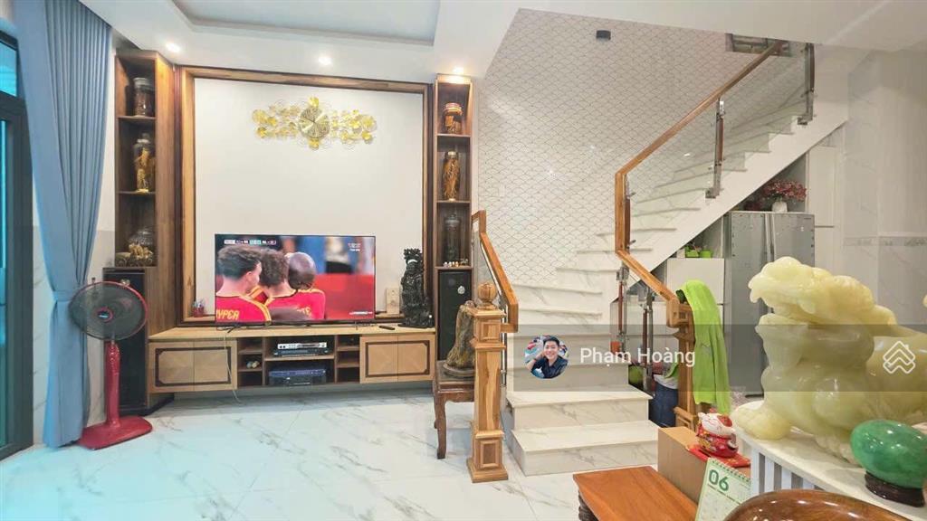 Nhà mới đẹp ngay trung tâm phường dĩ an chỉ 4,7 tỷ diện tích 80m2, thổ cư 100%, hướng tây nam