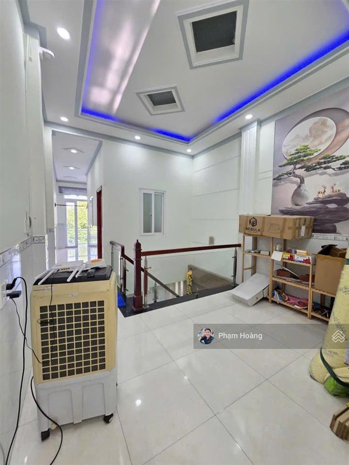 Bán nhà sát chợ đông hòa p. đông hòa, tp. dĩ an cũ
dt 101m2 thổ cư 70m2 ( 4x25m ) nhà 1 trệt 1 lầu