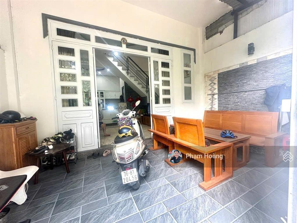 Bán nhà trệt lầu p đông hòa hcm (bd cũ) dt 60m2 ngang 5,2m đường oto tới tận cửa gần cụm trường học