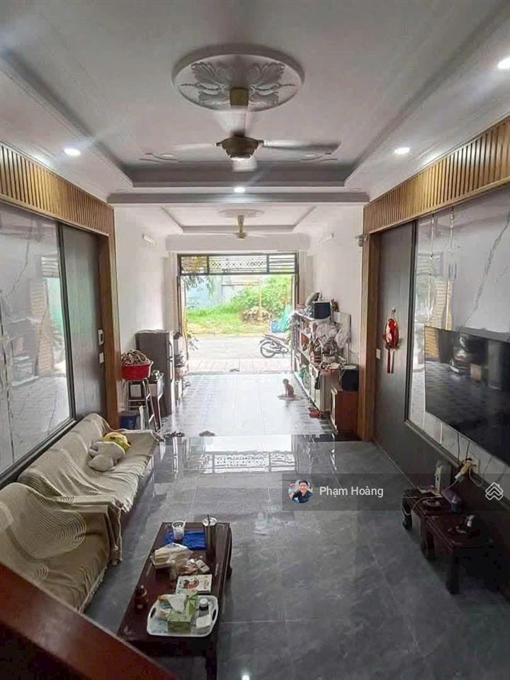 Chính chủ cần bán nhà đẹp mới 1 trệt 2 lầu sân xe hơi đông hòa, tp hcm dt 88m2 full thổ cư