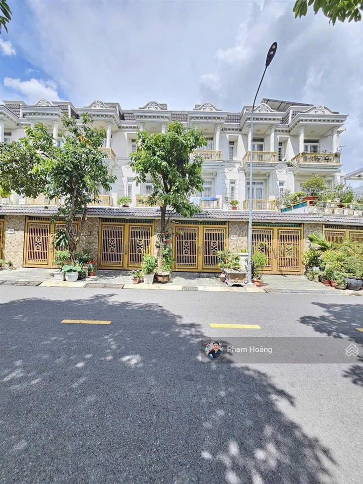 Bán nhà sổ hồng riêng có hoàn công 72m2 bán nhà 1 trệt 2 lầu kdc đường võ thị sáu p. đông hòa tphcm