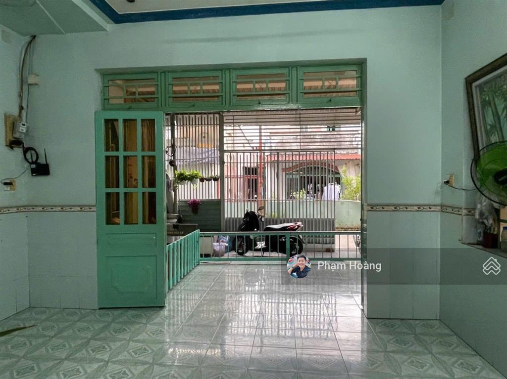 Bán nhà trung tâm dĩ an hai bà trưng mới dt 118m2 nhà lầu trệt ngang 7,6m cách siêu thị go 500m