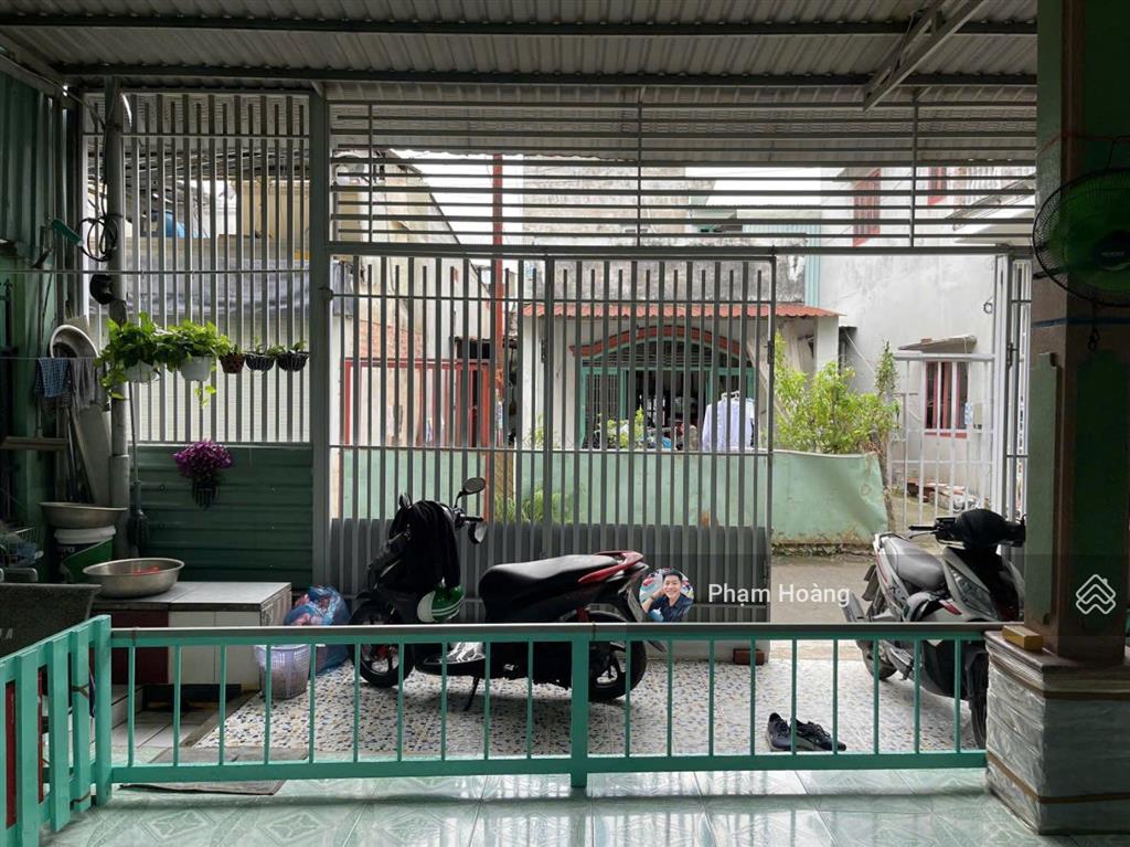 Bán nhà trung tâm dĩ an hai bà trưng mới dt 118m2 nhà lầu trệt ngang 7,6m cách siêu thị go 500m