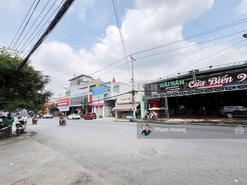 Bán đất gần tthc dĩ an dt ~120m2 ngang 6m, vị trí ngay chợ, cổng ra vào kcn sóng thần chỉ 5,5 tỷ