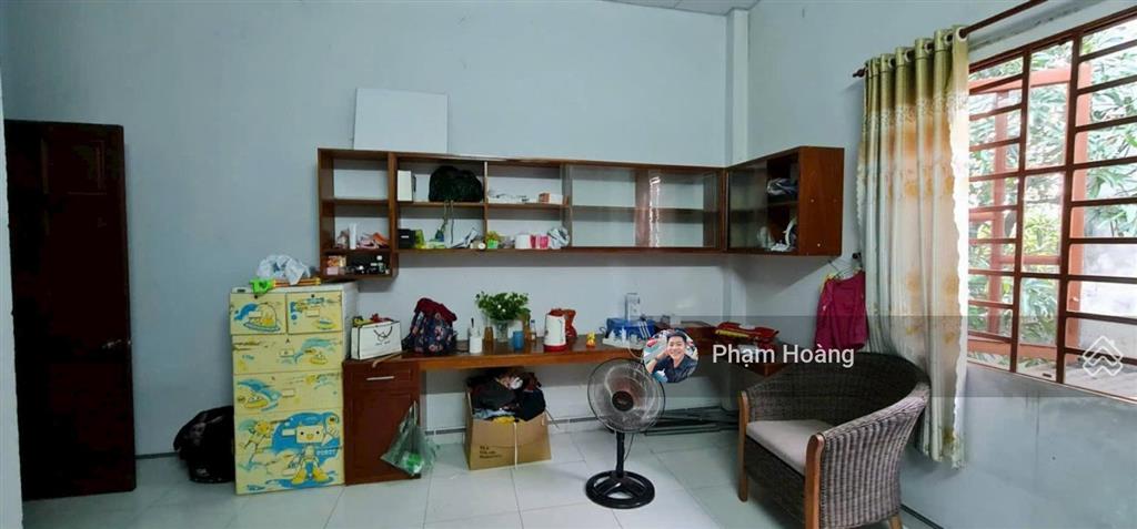 Nóng hạ 300tr mặt tiền phường đông hoà dĩ an thành phố dĩ an cũ kinh doanh tốt dt 113m2
