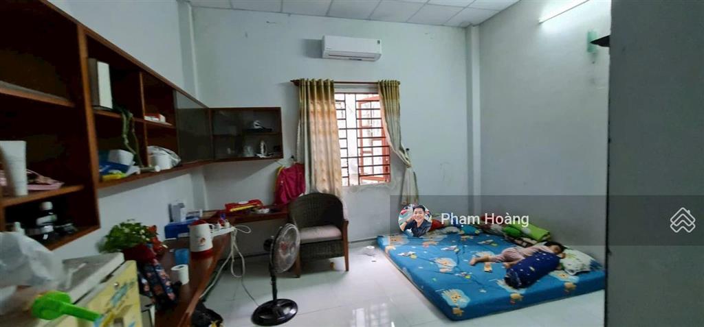 Nóng hạ 300tr mặt tiền phường đông hoà dĩ an thành phố dĩ an cũ kinh doanh tốt dt 113m2