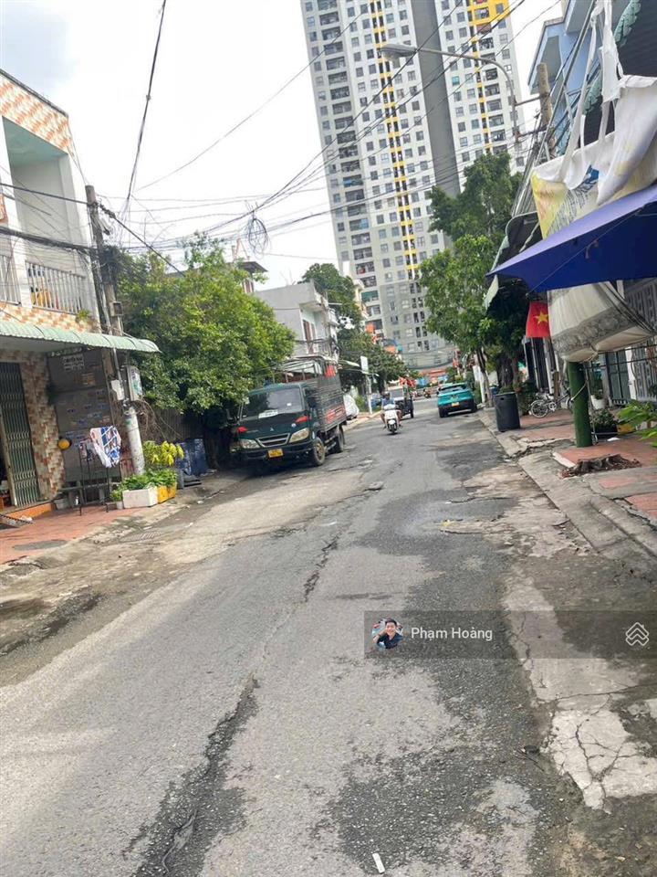 Hạ giá cần bán gấp dt 153m ngang 5 có nhà 3 tầng xây kiên cố có thu nhập mỗi tháng tại dĩ an bd cũ